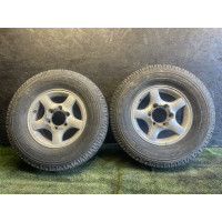 Автошини 2 шт Michelin Latitude Сross 7мм 235/75 R15 з дисками Hyundai Terracan  (HP)  01-06  Hyundai Б/У