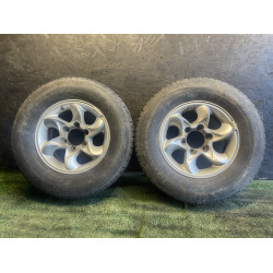 Автошини Hankook 2 шт 255/65 R16 . з дисками R16 Hyundai Terracan  (HP)  01-06 Hyundai Terracan Hyundai Б/У