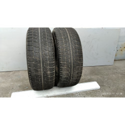Автошини Bridgestone Blizzak Revo2 Studless 225/60 R16  98 7мм  Зимова Б/У