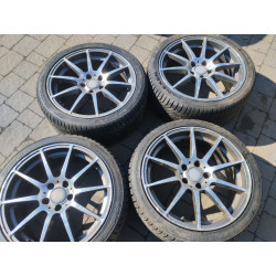Комплект різношироких Автошини R18 передні 225/40 ,задні 255/35 Диски 5112 ц.о 66.6 передні 8j зад 8,5j Mercedes Clk  (C209)  02-09 Mercedes - Benz Mercedes - Benz Б/У