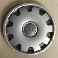 R16 Audi 4B0 601 147 D сірий