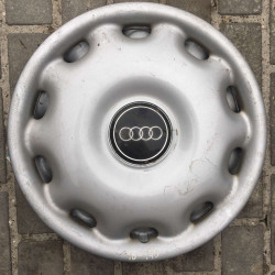 R16 Audi 4D0601147 сірий