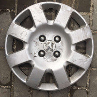 R16 Peugeot 9642172480 сірий
