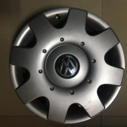 R16 Volkswagen 1T0 601 147C сірий