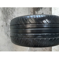 Автошини Kumho Ecsta Spt 215/40 R16  86W 4мм  Літо Б/У