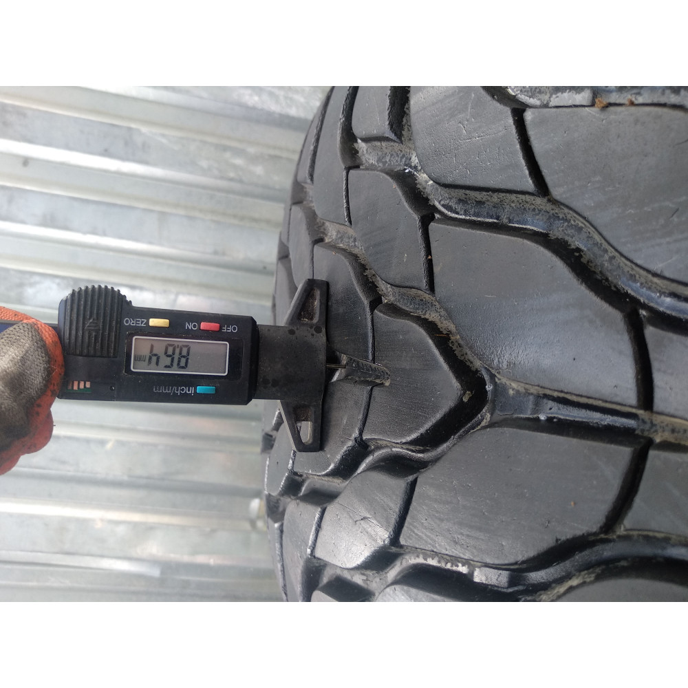 Автошини Yokohama PZero Rosso 285/55 R18  113V 8мм  Літо Б/У