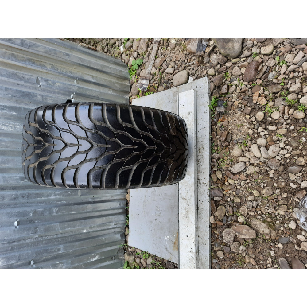 Автошини Yokohama S/T 285/50 R18  109V 8мм  Літо Б/У