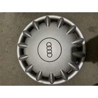 R15 Audi 8D0601147B сірий