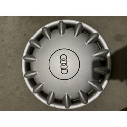 R15 Audi 8D0601147B сірий