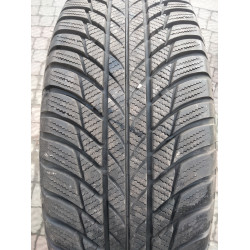 Автошини Bridgestone Blizzak LM001 215/65 R17  99H 6мм  Зимова Б/У