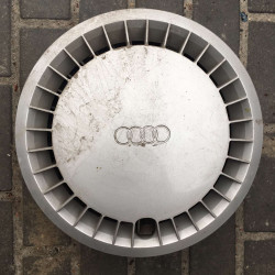 R13 Audi 15494/0 811601147B сірий