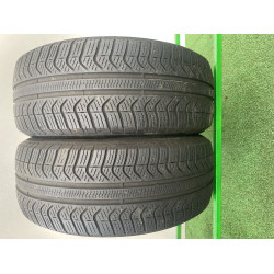 Автошини Pirelli All Season Cintlrato TM Plus 225/55 R17  101W   Всесезонна Б/У